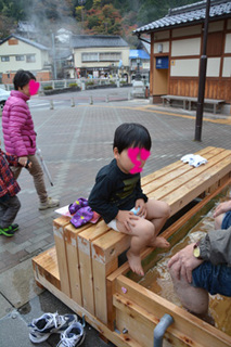 1115カニ旅行足湯.jpg
